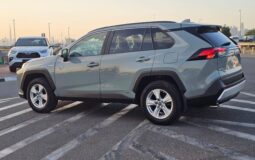 Toyota RAV4 XLE 4×4 AWD